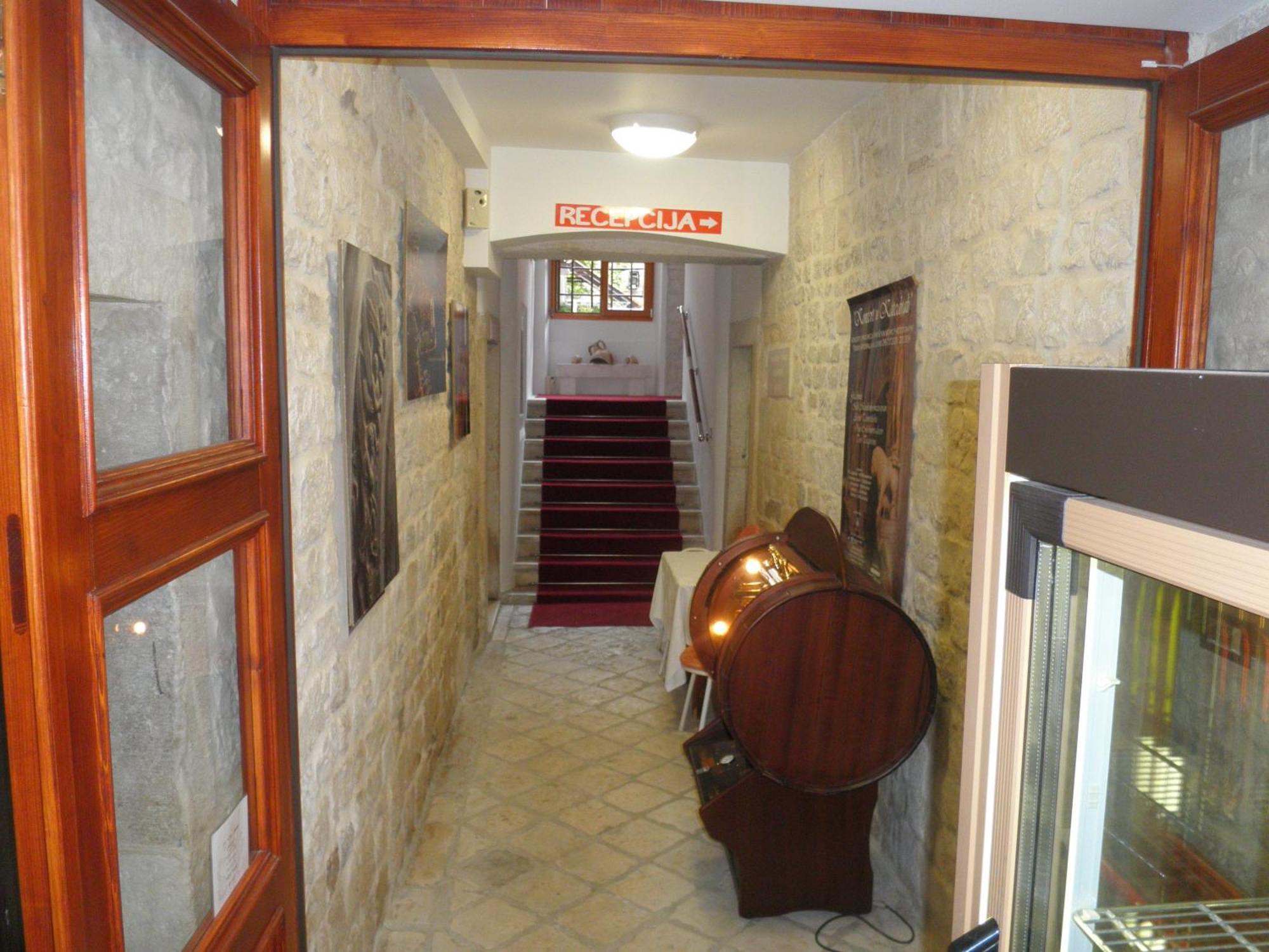 Hotel Monika 4*
