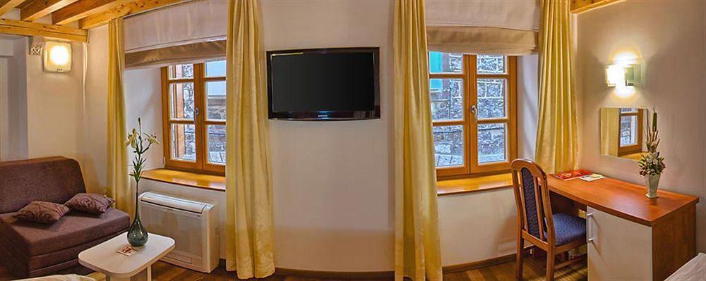 Monika 4* Trogir