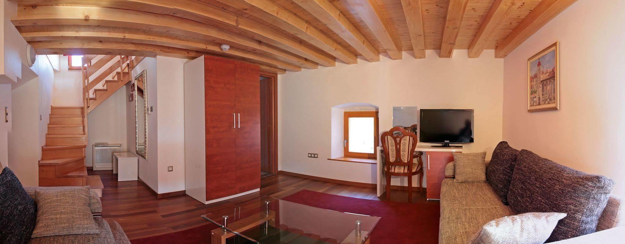 Hotel Monika 4*